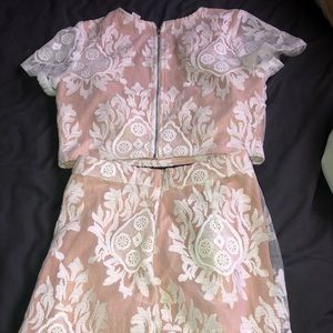 Nude/lace skirt set